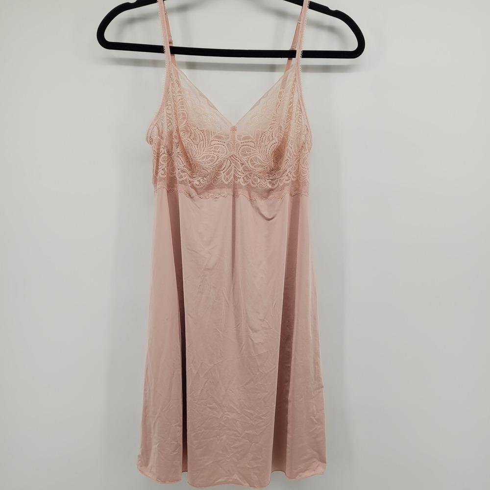 b.tempt'd by Wacoal Coquette Romantic Blush Lace Trim Chemise Nightgown Womens L